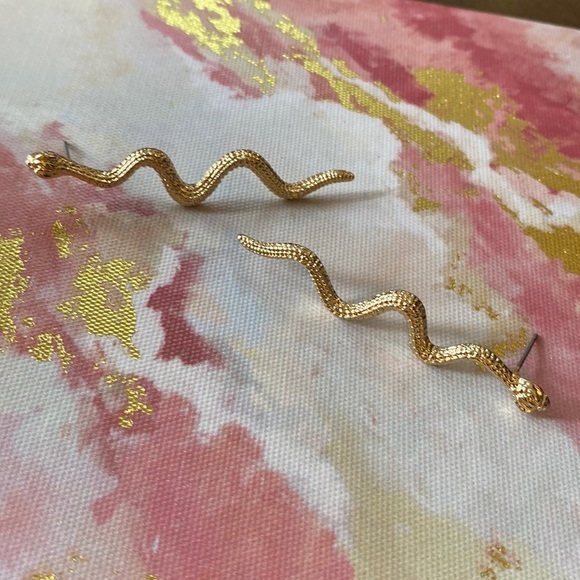 Jewelry - Gold Long Snake Earrings